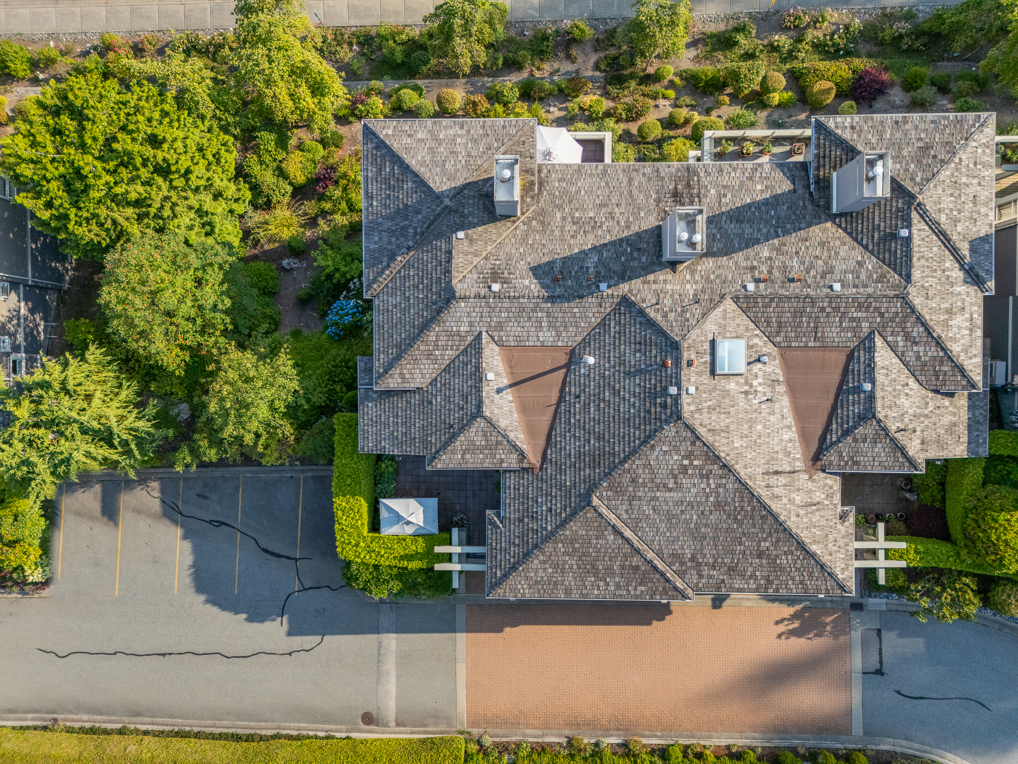 2456 Carr Lane